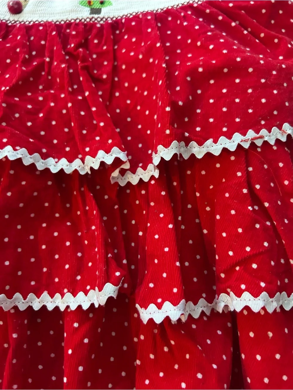 Mud Pie Red Polka Dot Dress White Dots Embroidered Reindeer w Smocking.  Size 3T